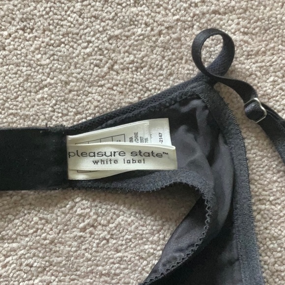 Pleasure State 32C push up lace detail bra - Picture 3 of 5